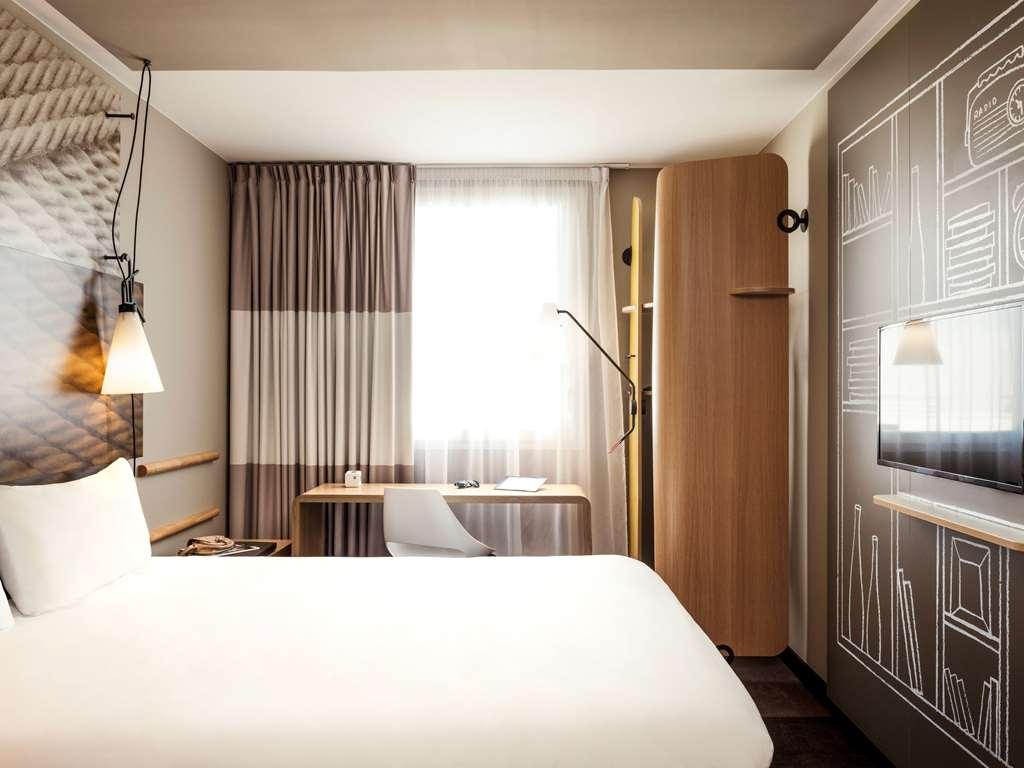 Ibis Orleans Centre Gare Hotel Стая снимка